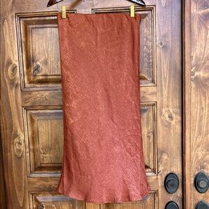 Bobeau Rust Satiny Skirt- Sz Medium